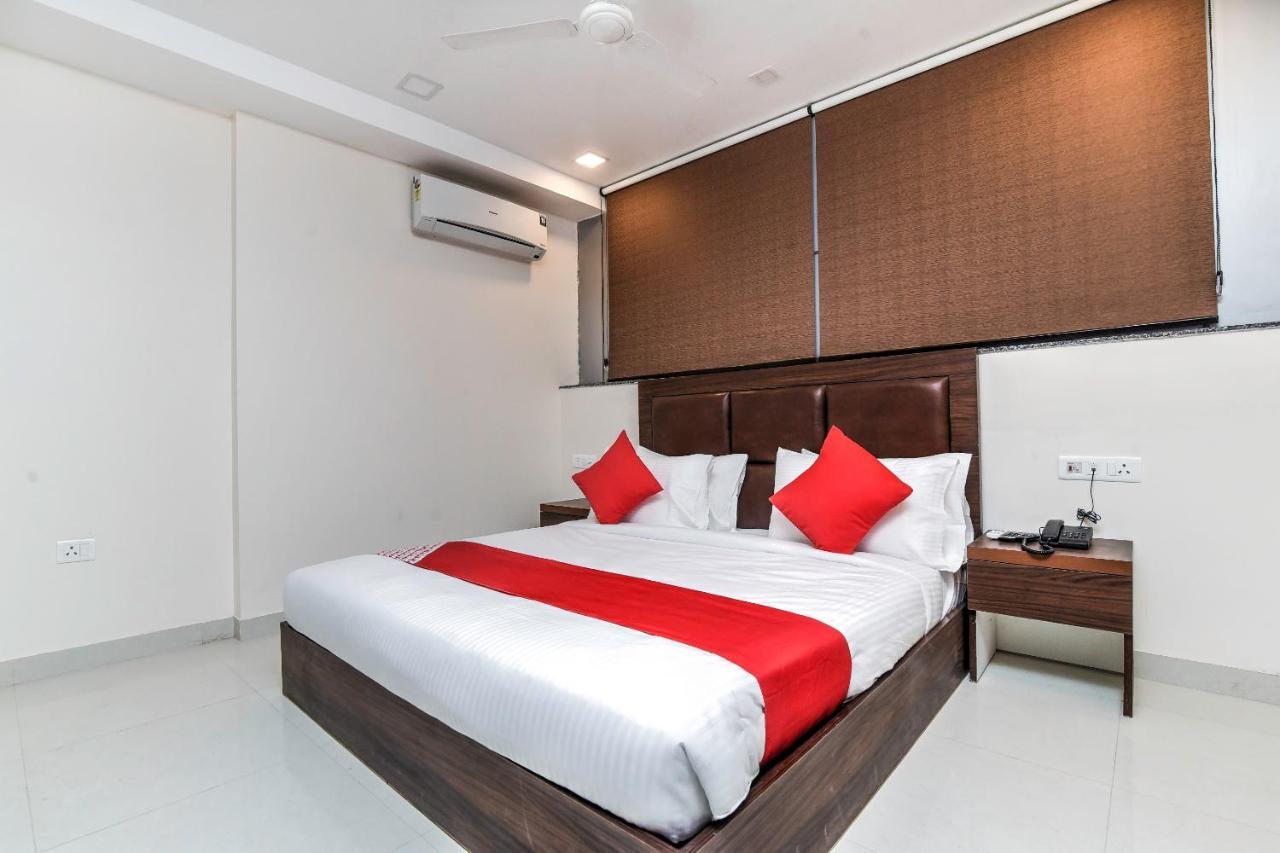 Oyo 23191 Flagship Hotel Raj Madan Ameerpet Hyderabad Exterior foto