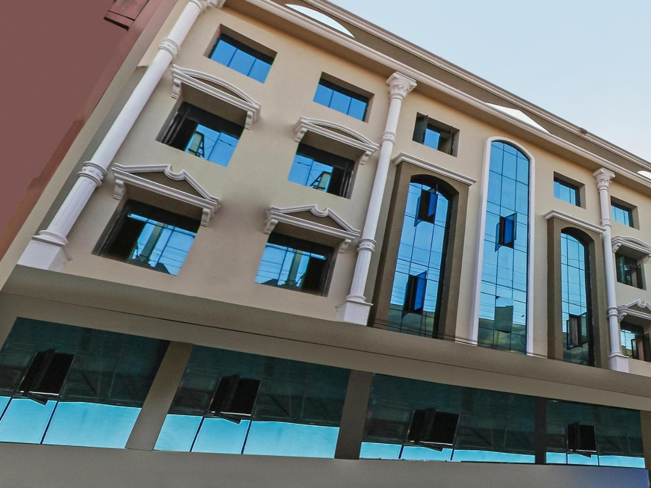 Oyo 23191 Flagship Hotel Raj Madan Ameerpet Hyderabad Exterior foto